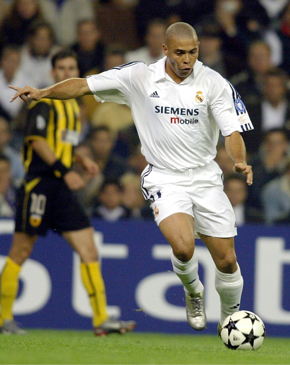 沪媒：只有俱乐部在亚洲赛场拔份了，中国男足才可能冲出亚洲（沪媒：俱乐部若在亚洲赛场争气，中国男足才有望冲出亚洲）