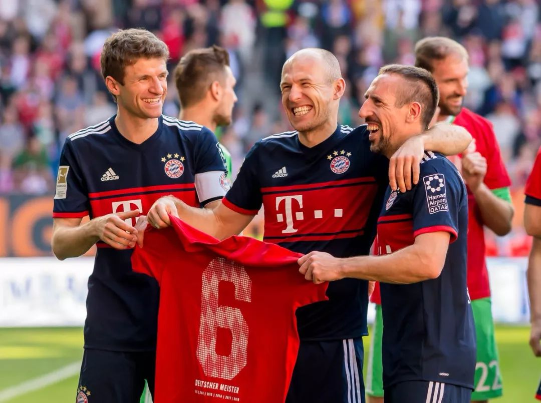 本赛季欧冠最年长进球榜：奥巴梅扬、格列兹曼、范戴克前三（欧冠本季最年长进球者榜：奥巴梅扬、格列兹曼、范戴克位居前三）